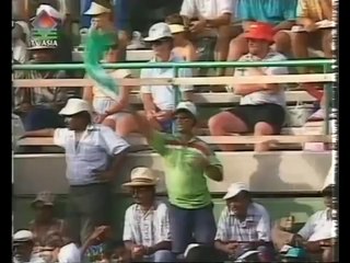 Wasim & Waqar wickets galore