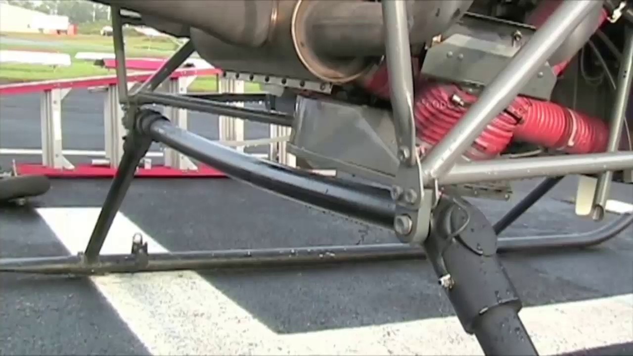 Preflighting a Robinson R22 Helicopter