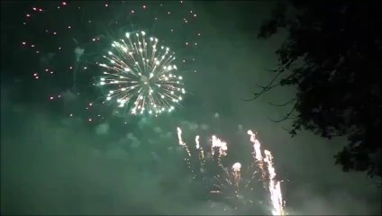 Aubigny sur Nère 25 éme année feux d'atifices