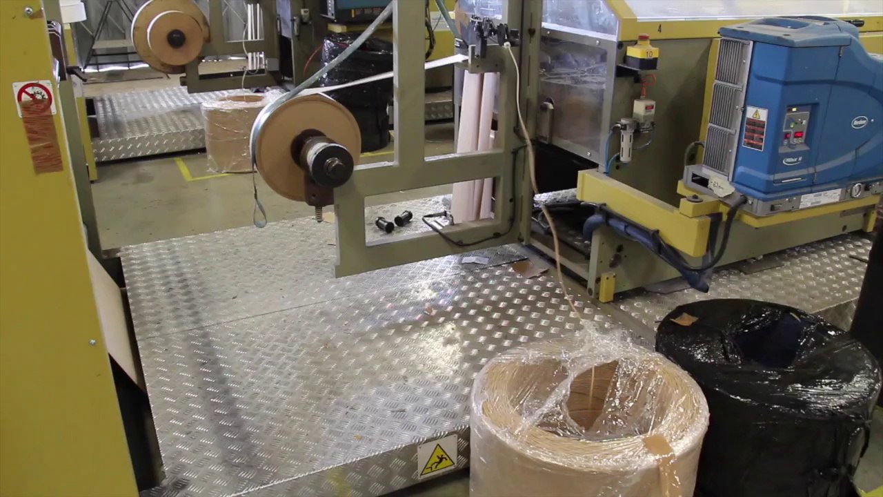 La fabrication des sacs en papier kraft personnalisés