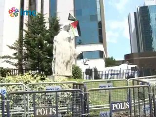 Akdeniz Heykeli, İsrail protestoları sırasında yıkıldı