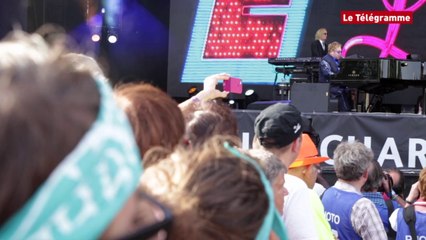 Vieilles Charrues 2014. Elton John : "Benny And The Jet"