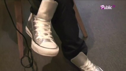 Exclu vidéo : à qui appartiennent ces Converses argentées ?