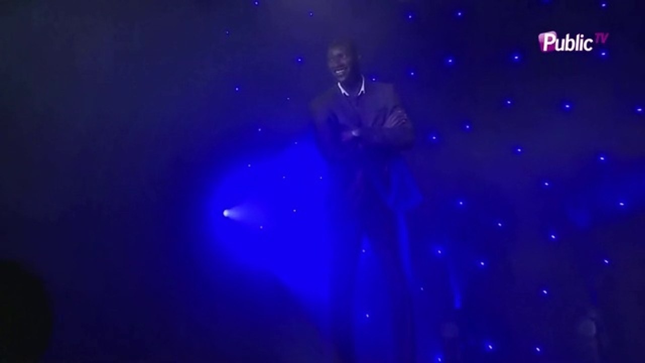 Exclu vidéo : Omar Sy interloqué devant sa statue de cire au Musée Grévin : "c'est chelou" !
