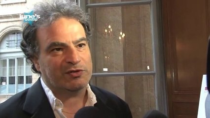 Guillaume Canet : Un jeune papa très souriant et écolo  !