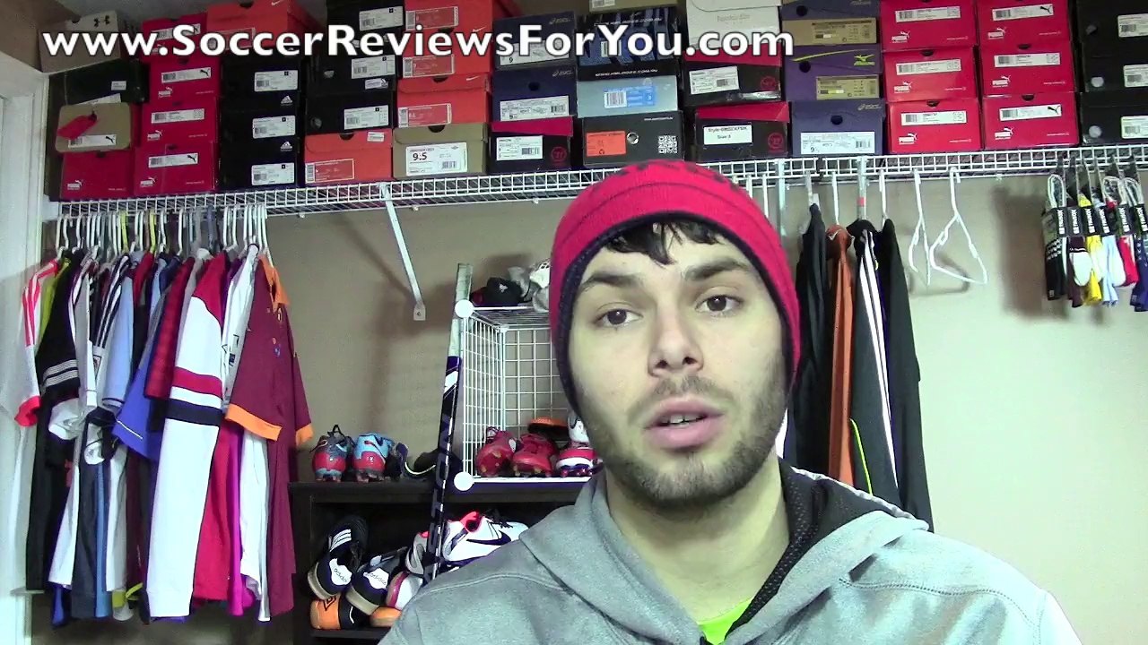 Warrior Blitz Futsal Astro Turf - Unboxing + On Feet