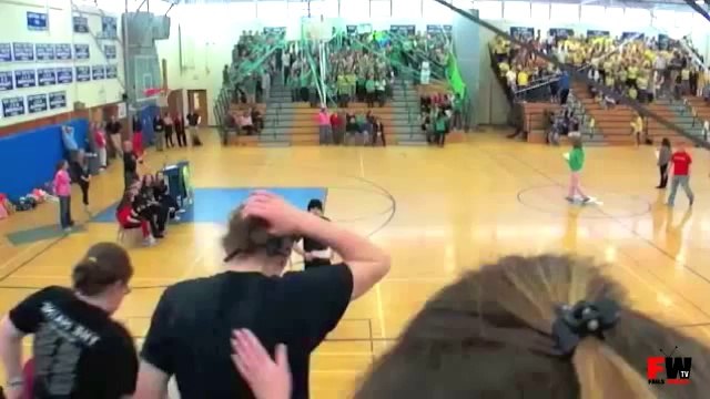 Fat Chick Faceplant - Fails World