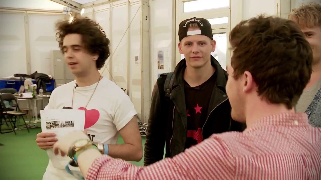 officialrelics - Transmitter Presents - Rixton and Midnight Beast Hula Hoop Challenge