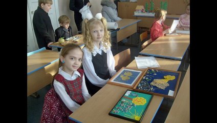 Школоло-школьница пояснила о любви.