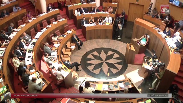 Rencontre entre Marylise Lebranchu et les élus corses (2/2)