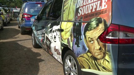 الشرطة الفرنسية تتابع سباق فرنسا للدراجات على طريقتها الخاصة