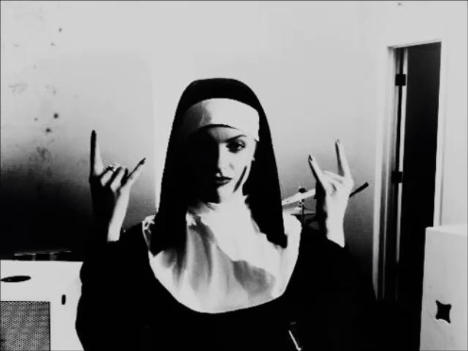 Nuclear Error - Der Teufel Regiert Die Welt