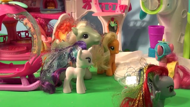 Play Doh Sweet Shoppe Perfect Twist Ice Cream Maker with My Little Pony Pinkie Pie and Mater in Radi