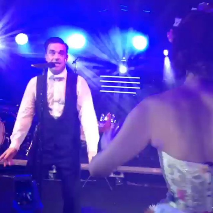 Putting on the Ritz 1, Lac de Come