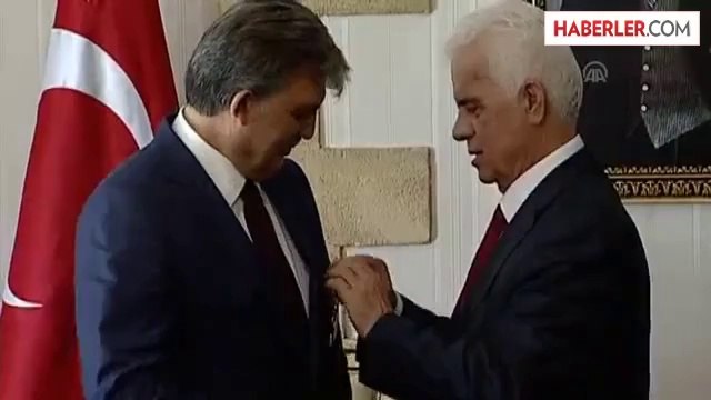 Cumhurbaşkanı Gül'e KKTC Devlet Nişanı takdim edildi (1) -