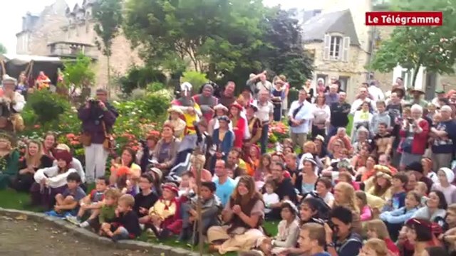 Dinan. C'est parti pour deux jours de Fête des remparts
