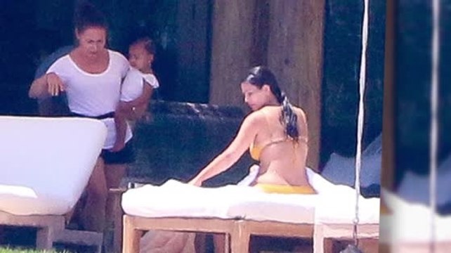 Kim Kardashian Flaunts Her Bikini Body in Mexico