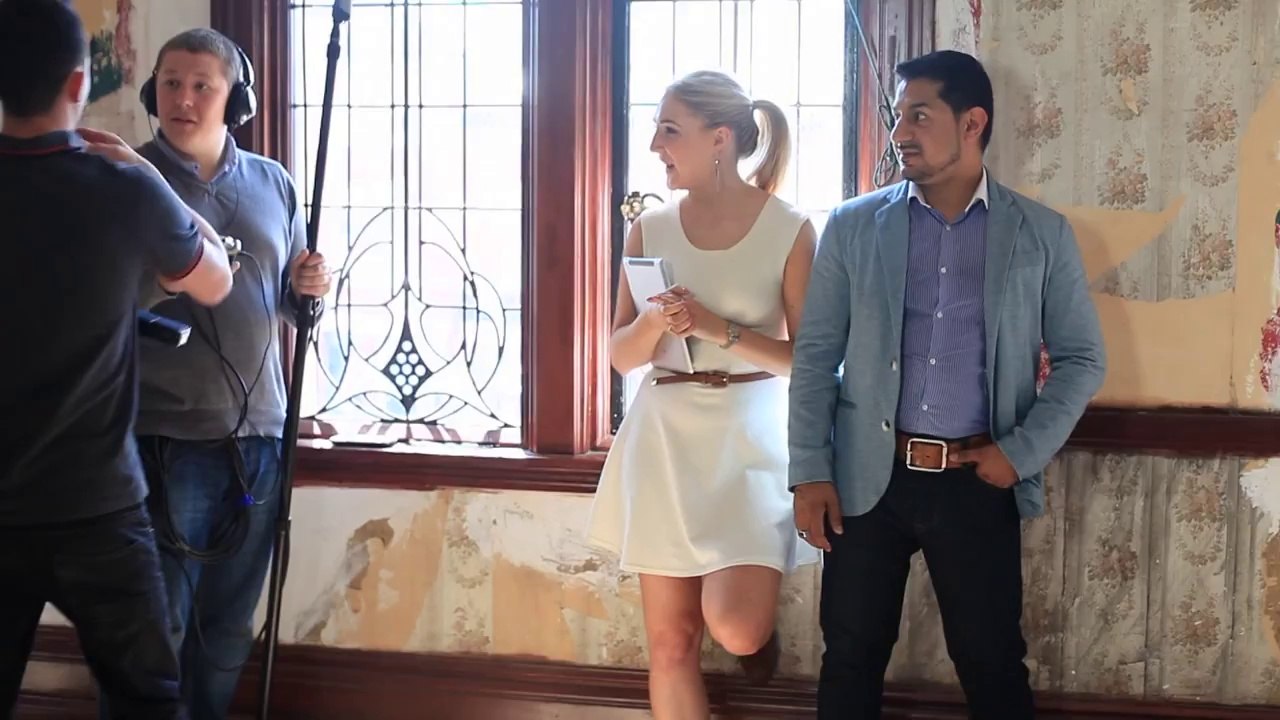 Amir Khan Punches Out 8 Candles On Set With RDX