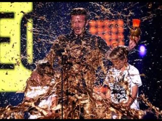 Man of Gold: Look how David Beckham and sons were covered in dirt