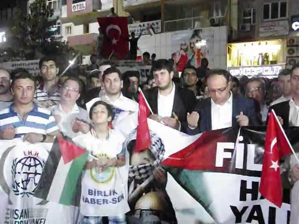 MANİSA’DAN İSRAİL’E LANET YAĞDI