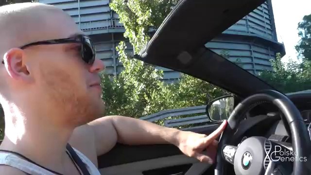 VLOG #20 - Ich bin jetzt Fussballspieler & ins Freibad mit Karls BMW M6