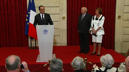 Cérémonie de remise de décoration à Madame Beate et Monsieur Serge KLARSFELD