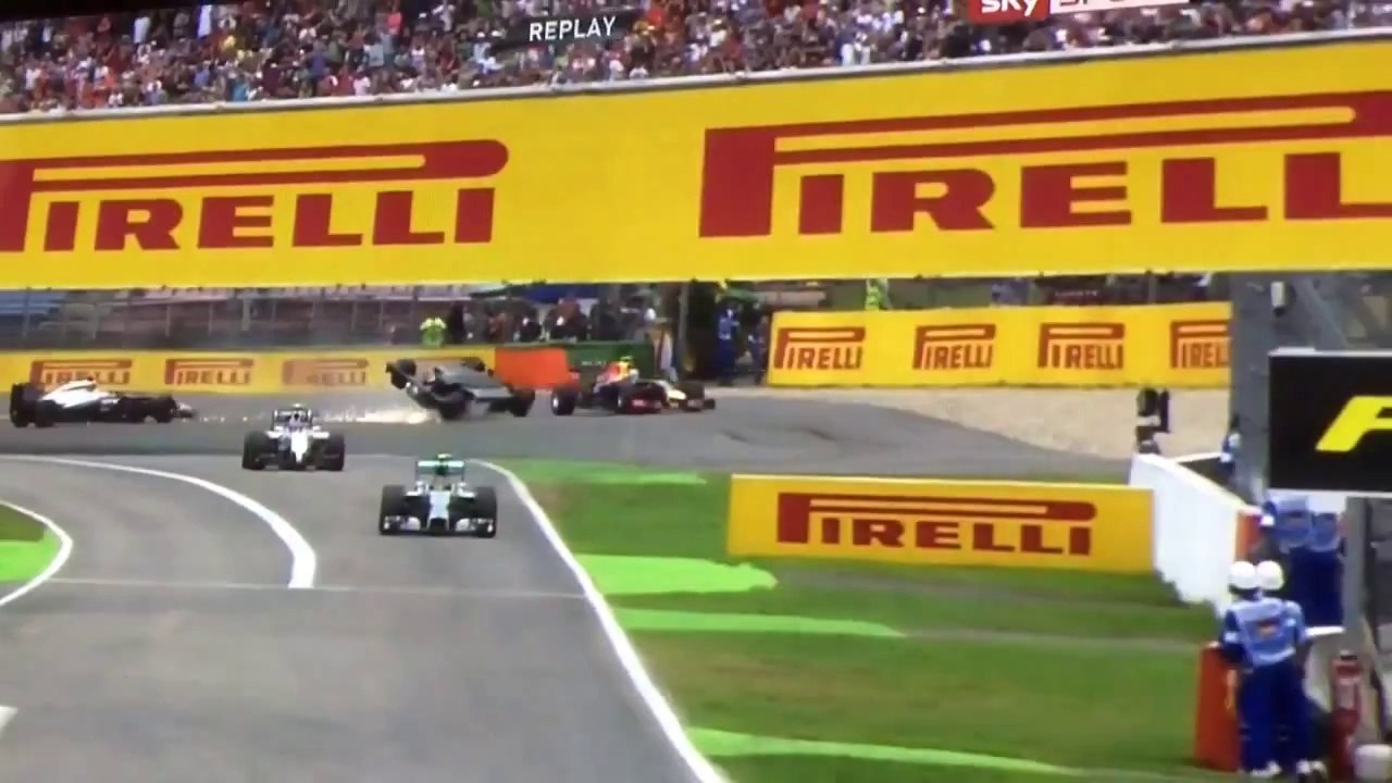 Massa, Magnussen accident Hockenheim GP 2014