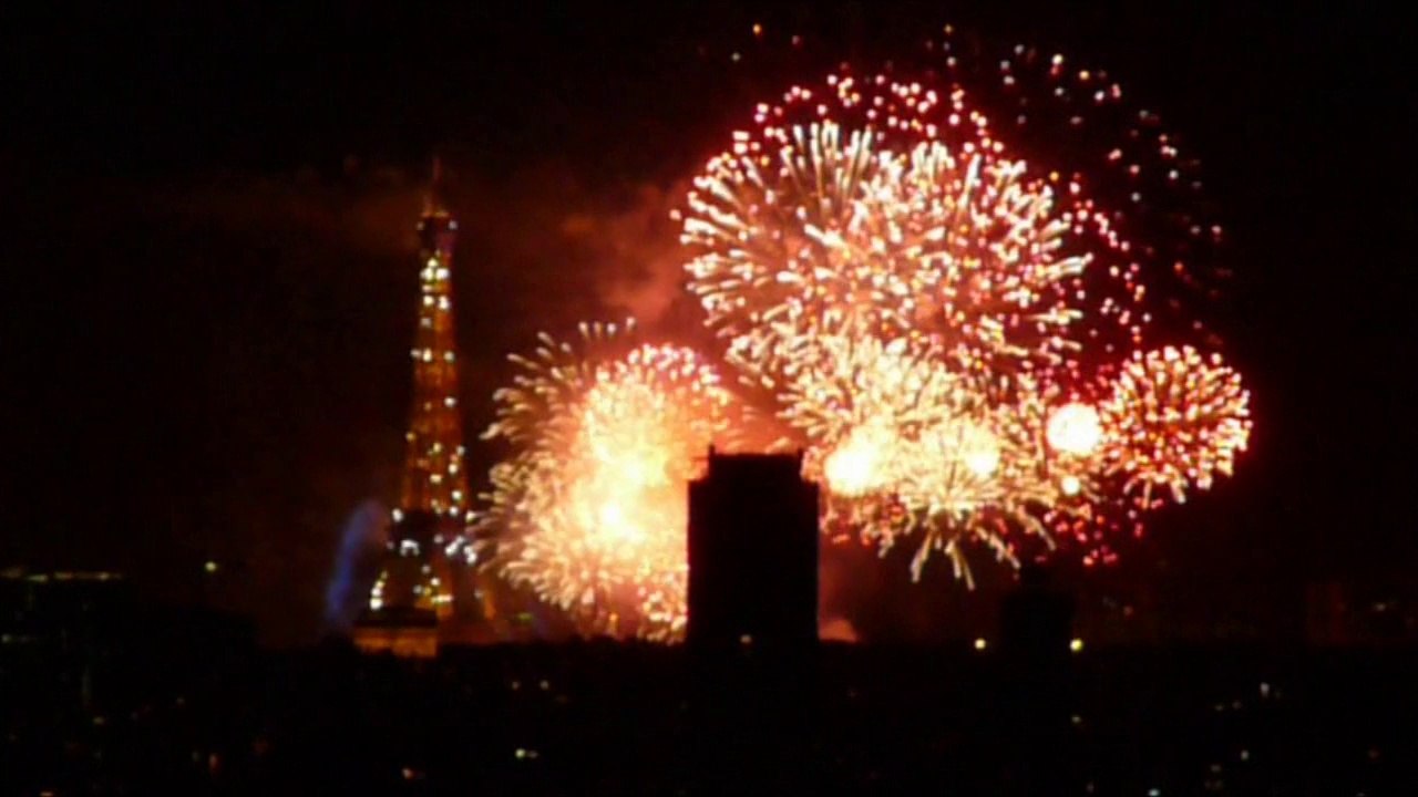 Feu d'artifice 14 Juillet 2014 sur LA TOUR EIFFEL