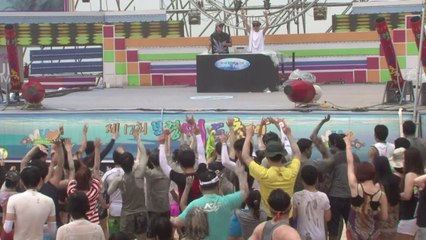 Corée du Sud: des fêtes en cascade pour le festival de la boue