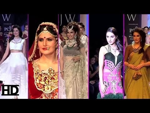 Shraddha Kapoor I Raveena Tandon | Sagarika Ghatge walk at IIJW 2014 Day 2