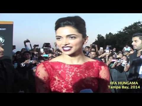 Deepika Padukone At Green Carpet Of IIFA Awards Tampa Bay