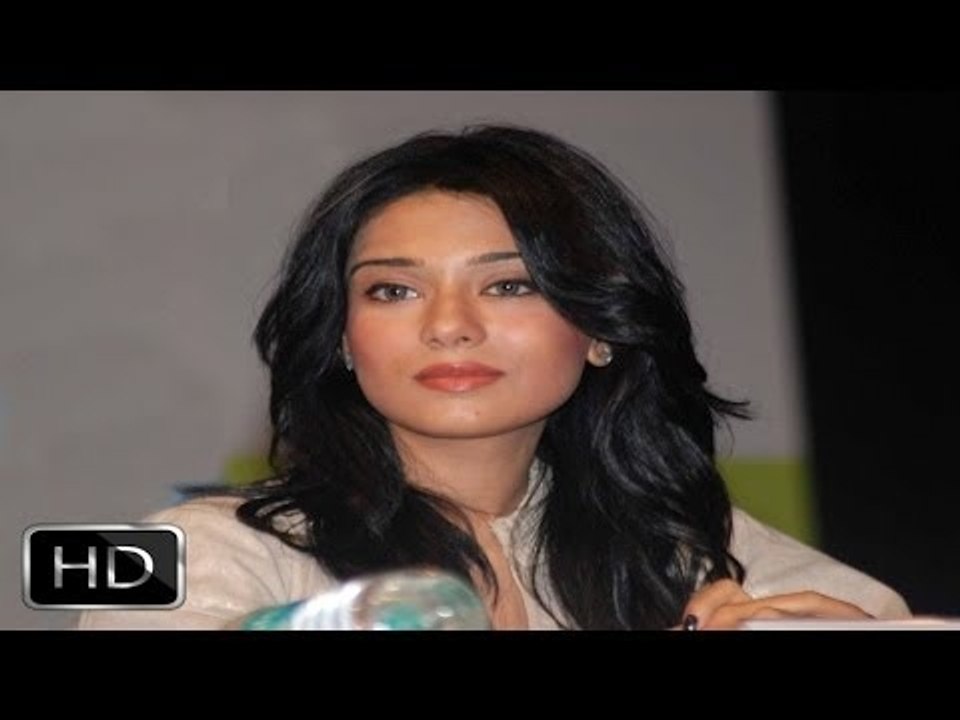 BH Exclusive - Amrita Rao Turns Journalist - Part 2