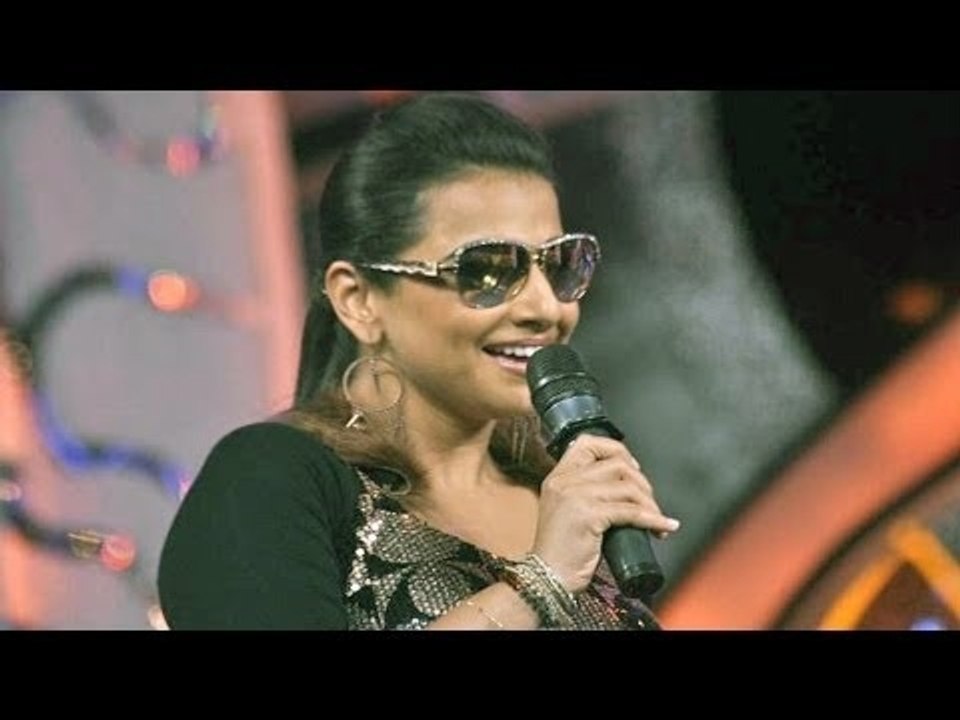 Vidya Balan Promotes 'Ghanchakkar' On The Sets Of 'DID Super Moms'