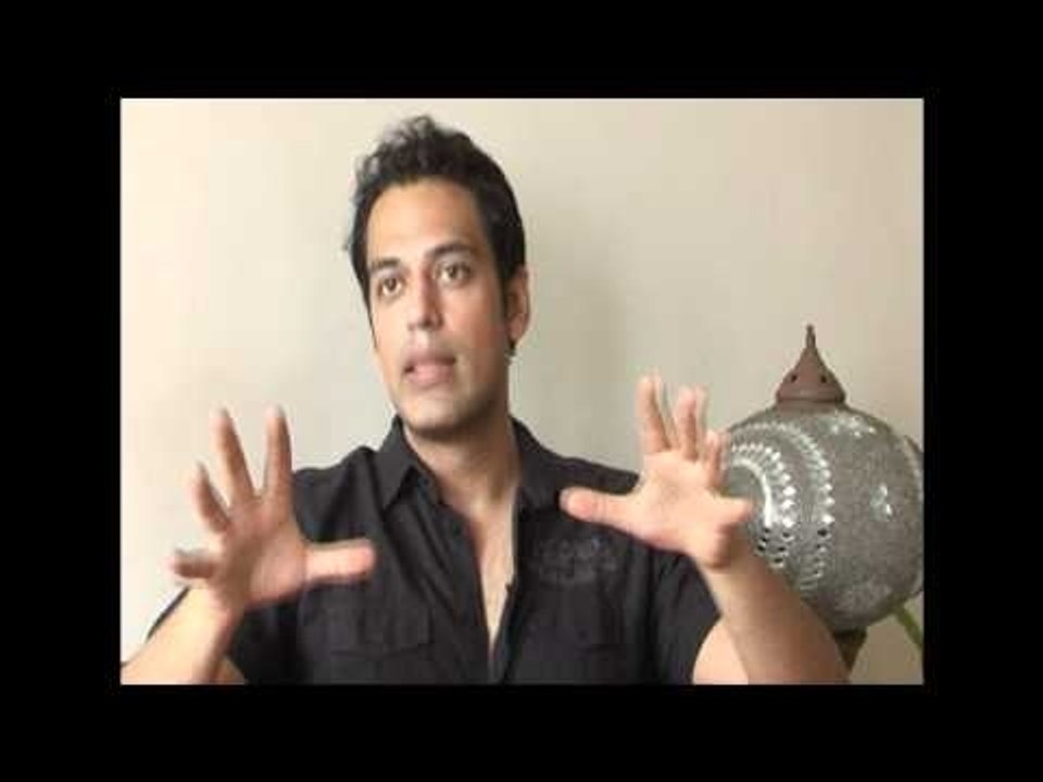 Karisma Kapoor Is Drop Dead Gorgeous - Samir Kocchar