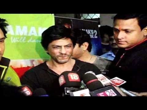 Shahrukh Khan - Shahid Kapoor At Shiamak Davar's Summer Funk 2012