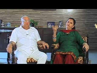 Remembering Divya Bharti: The Glamour Queen Who Captivated Hearts 💫