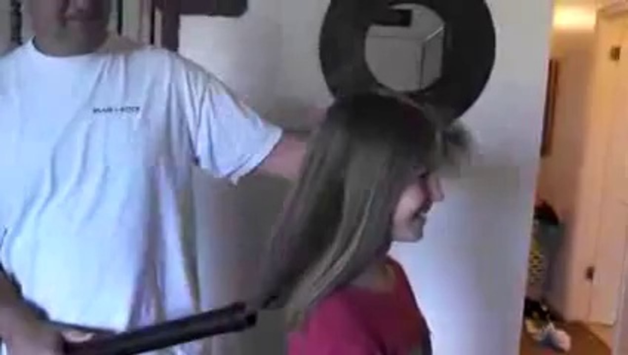 Dad puts daughters hair in a pony tail using a vacuum video Dailymotion