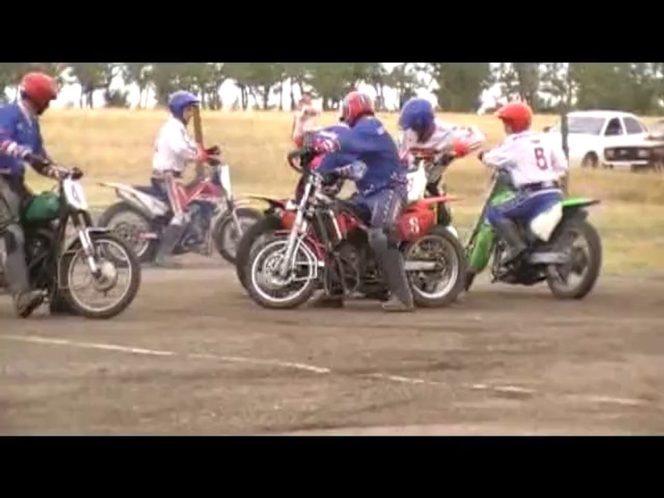 19 июля 2014 года с.Октябрьское "Спутник" - "Кировец" 2 период