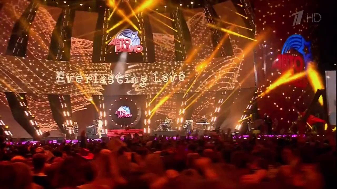 Sandra - Everlasting Love & Maria Magdalena @ Disco 80s Moscow 2012