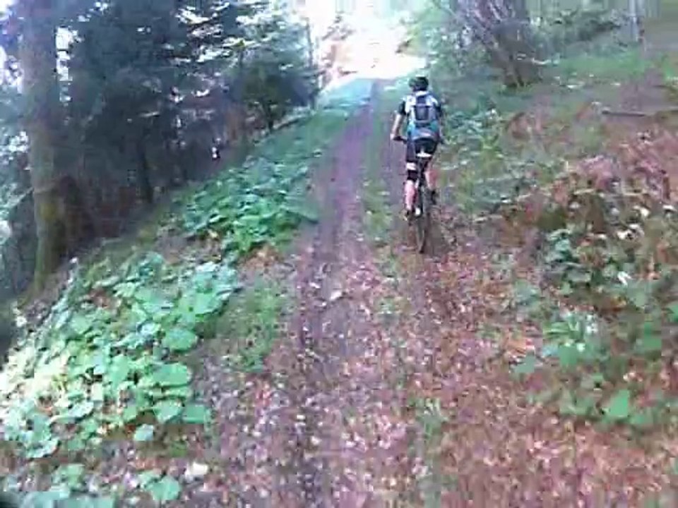 Les Guidons Futés en Auvergne ( 1ère journée)