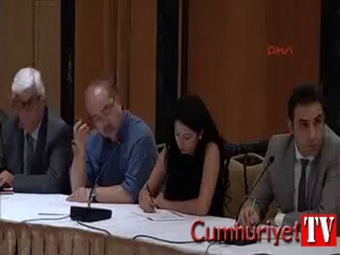 Ekmeleddin İhsanoğlu'ndan muhabire tokat gibi cevap