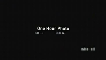 One Hour Photo (2012) - Official Trailer [VO-HD]