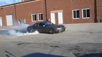 Nissan 2JZ 240sx Amazing burnout