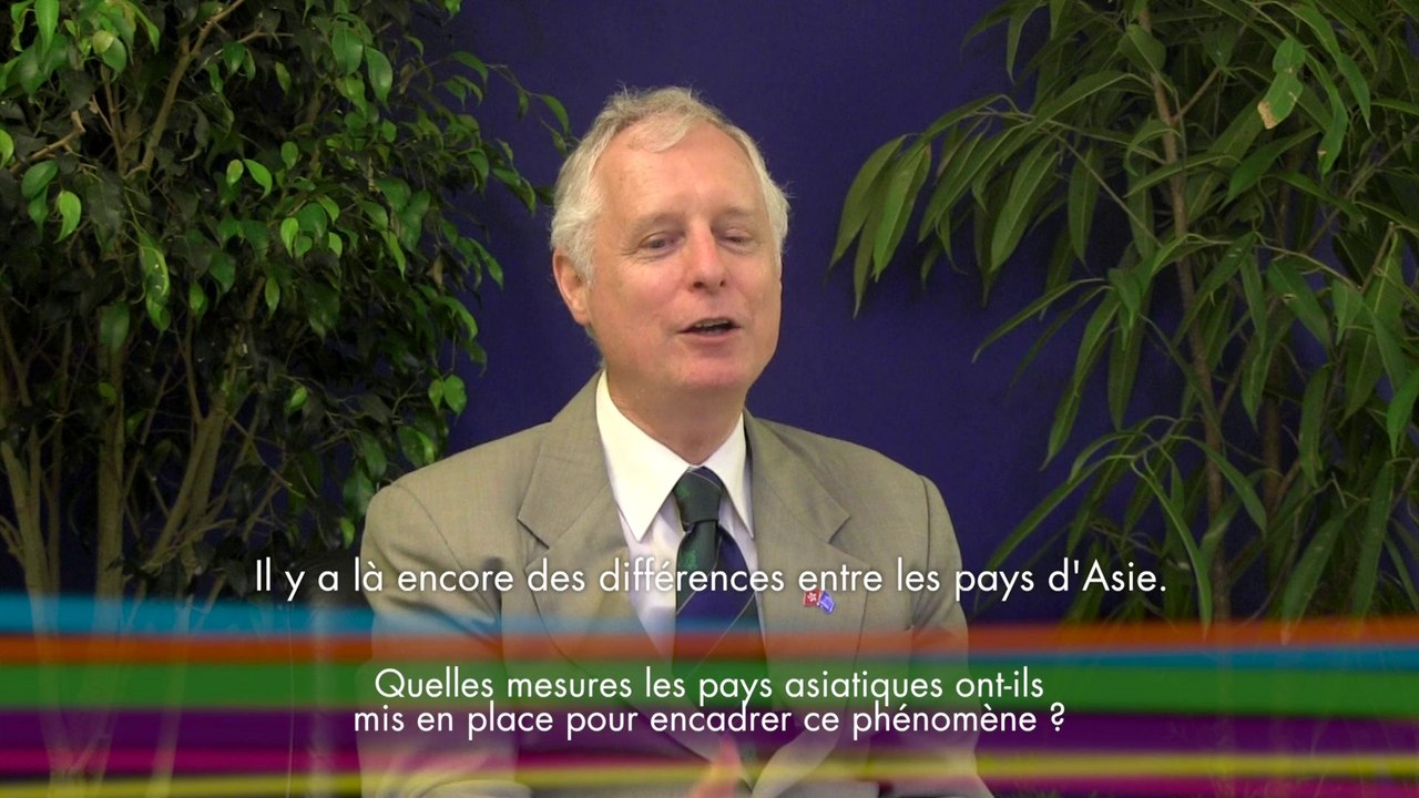 Interview de Mark Bray, professeur des universités, titulaire de la chaire UNESCO en éducation comparée de l'université de Hong Kong