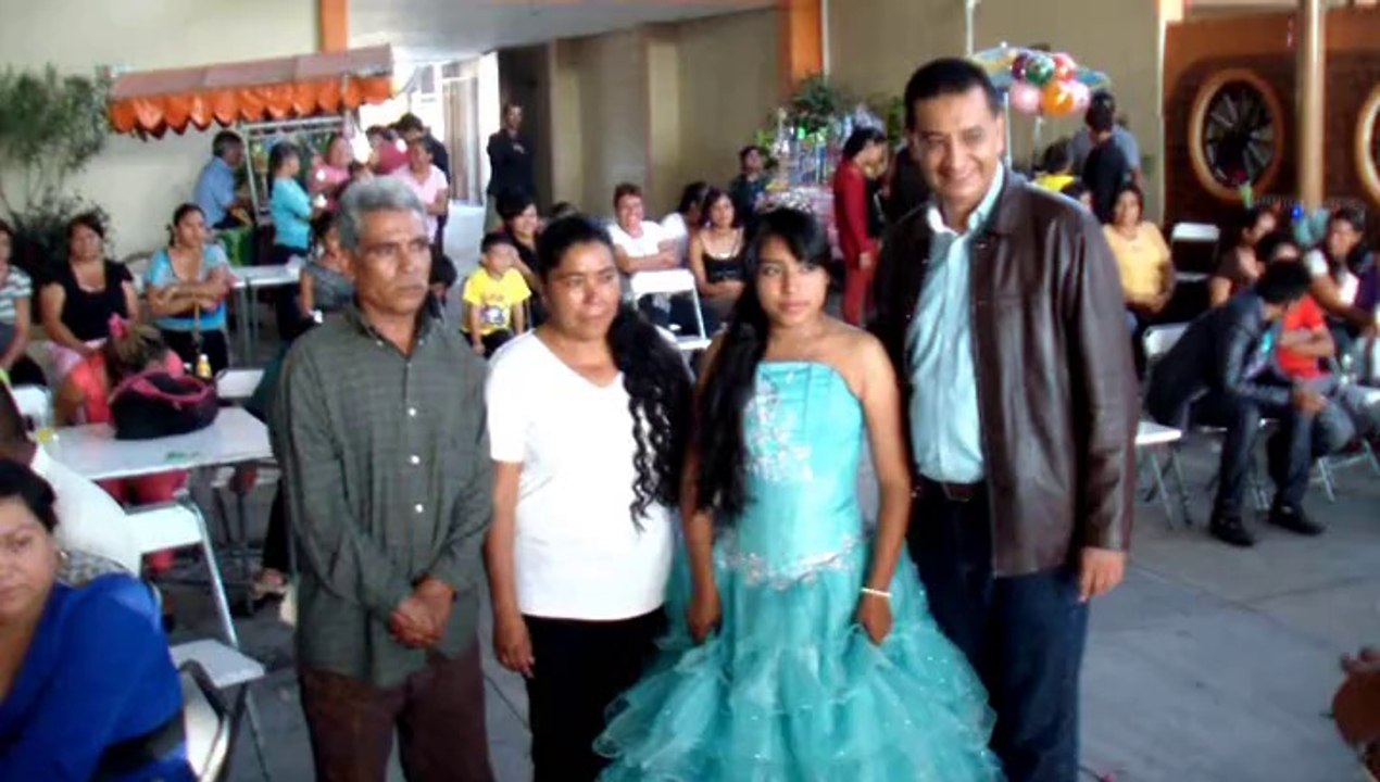 2 PALACIOS Y QUINCEAÑERA