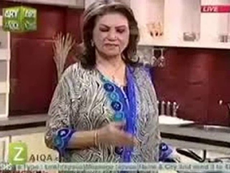 Best of Chef Sara Riaz - Kutakut Masala, Kuatakut, Shami Kabab, Balck Forest Cup Cakes & Red Chilli Peanut Chutni Recipe Full - Zauq Zindagi