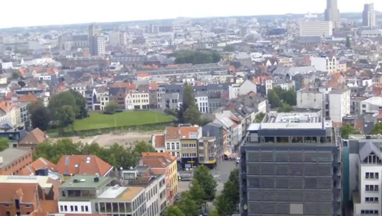 Langs het lange water - Along the long river Bruno Pinkhof