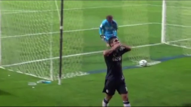 Éverton Santos marca belo gol em sua estreia na Coreia do Sul