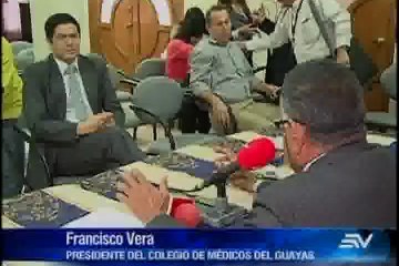 Colegio de Médicos ayuda a estudiantes con prueba