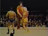 Ric Flair vs Ricky Steamboat (JCP '70s Films Vol. 11 1977) (Andre The Giant as special referee)